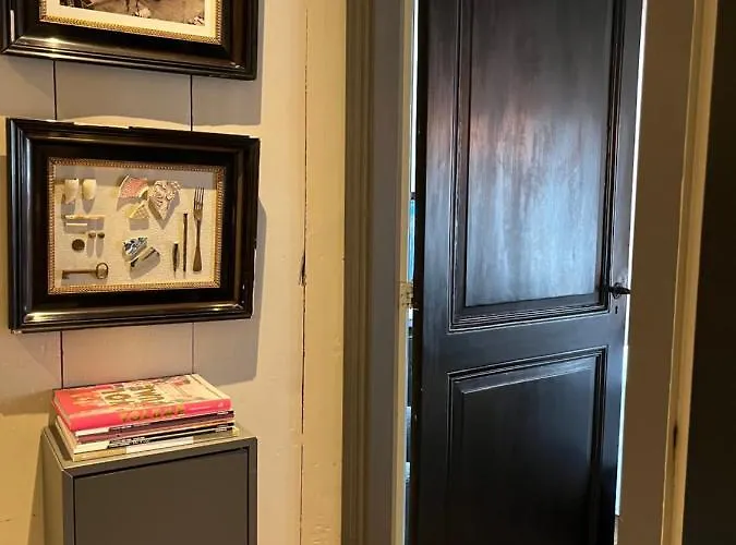 Bed & Breakfast De Hiernaast Gouda