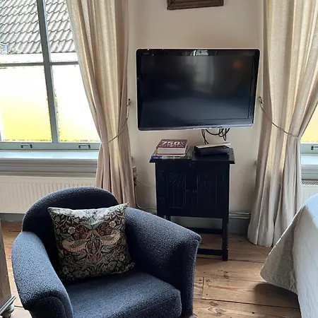 De Hiernaast Bed & Breakfast Gouda